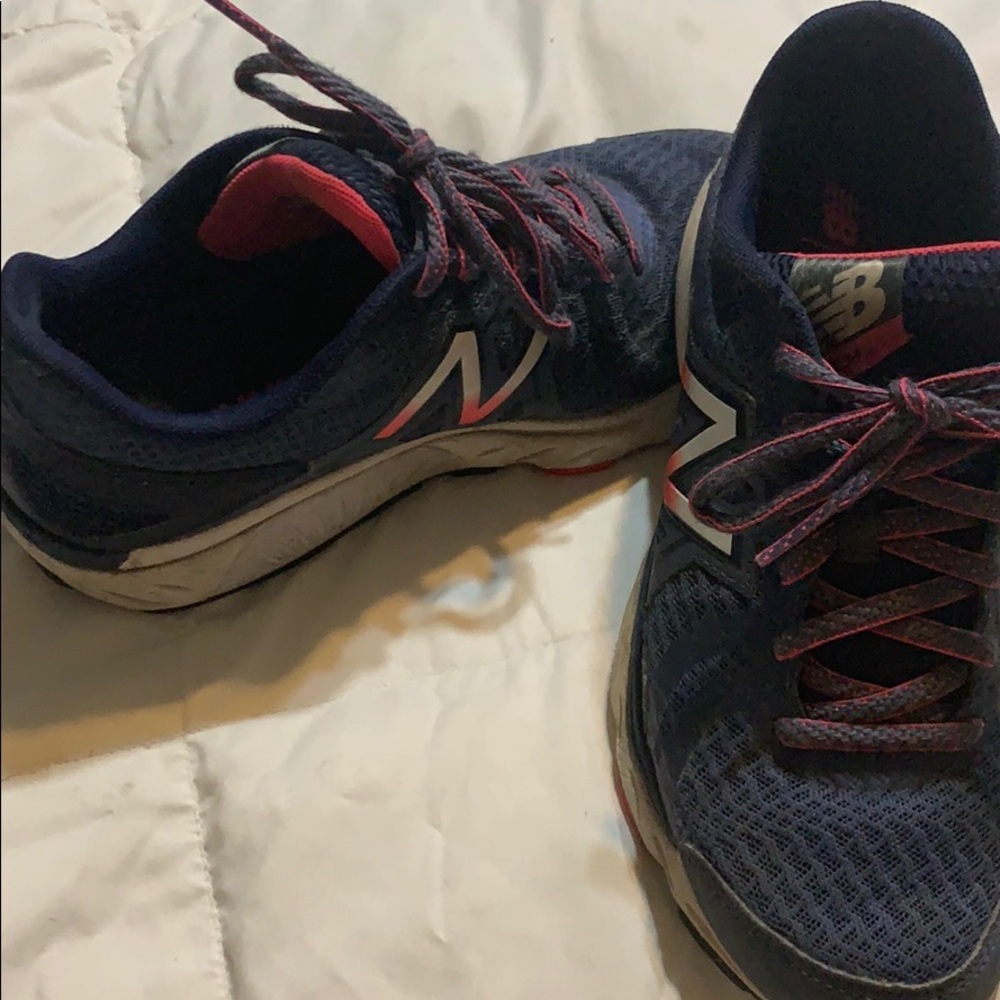 New Balance 670